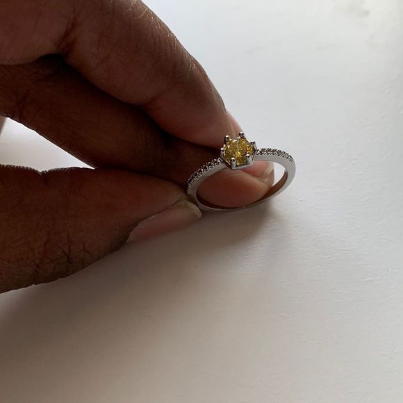 ❌Yellow Gemstone Ring NWOT - Picture 4 of 7